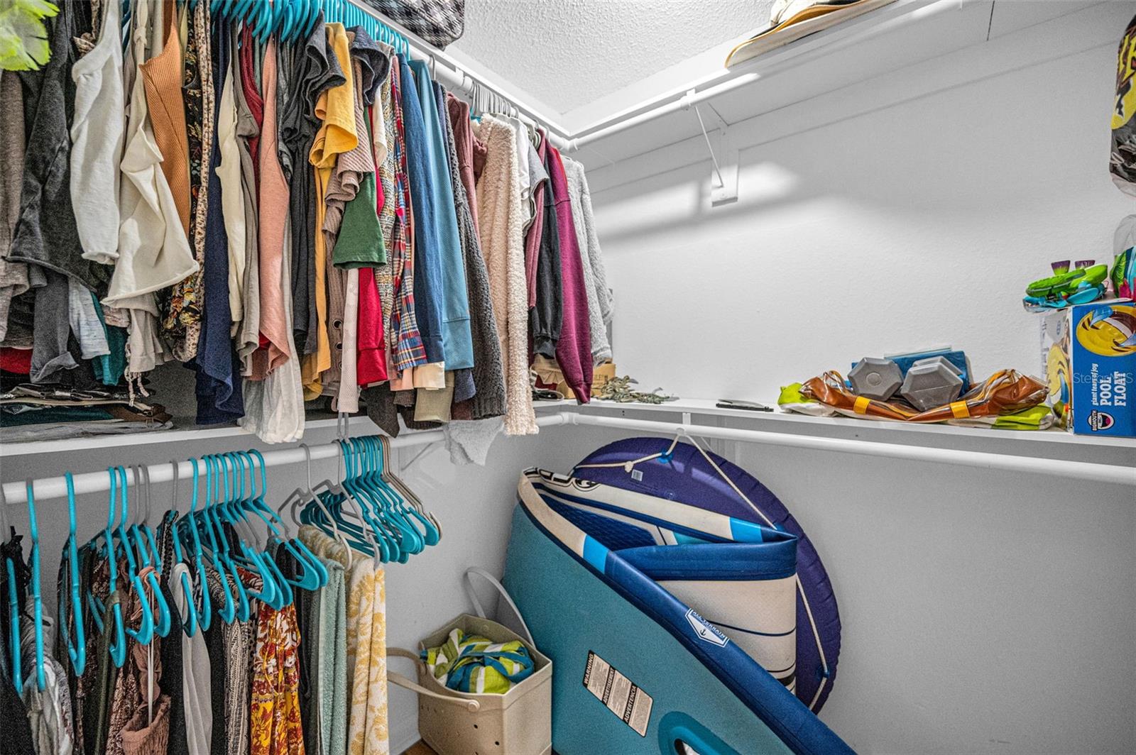 WINDRUSH COVE PH 1 CONDO - Residential