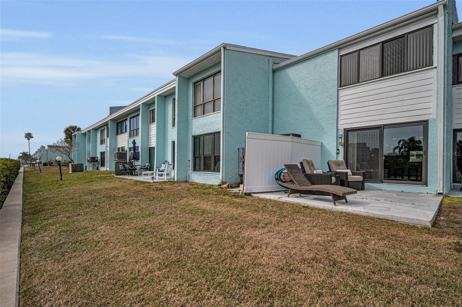 WINDRUSH COVE PH 1 CONDO - Residential