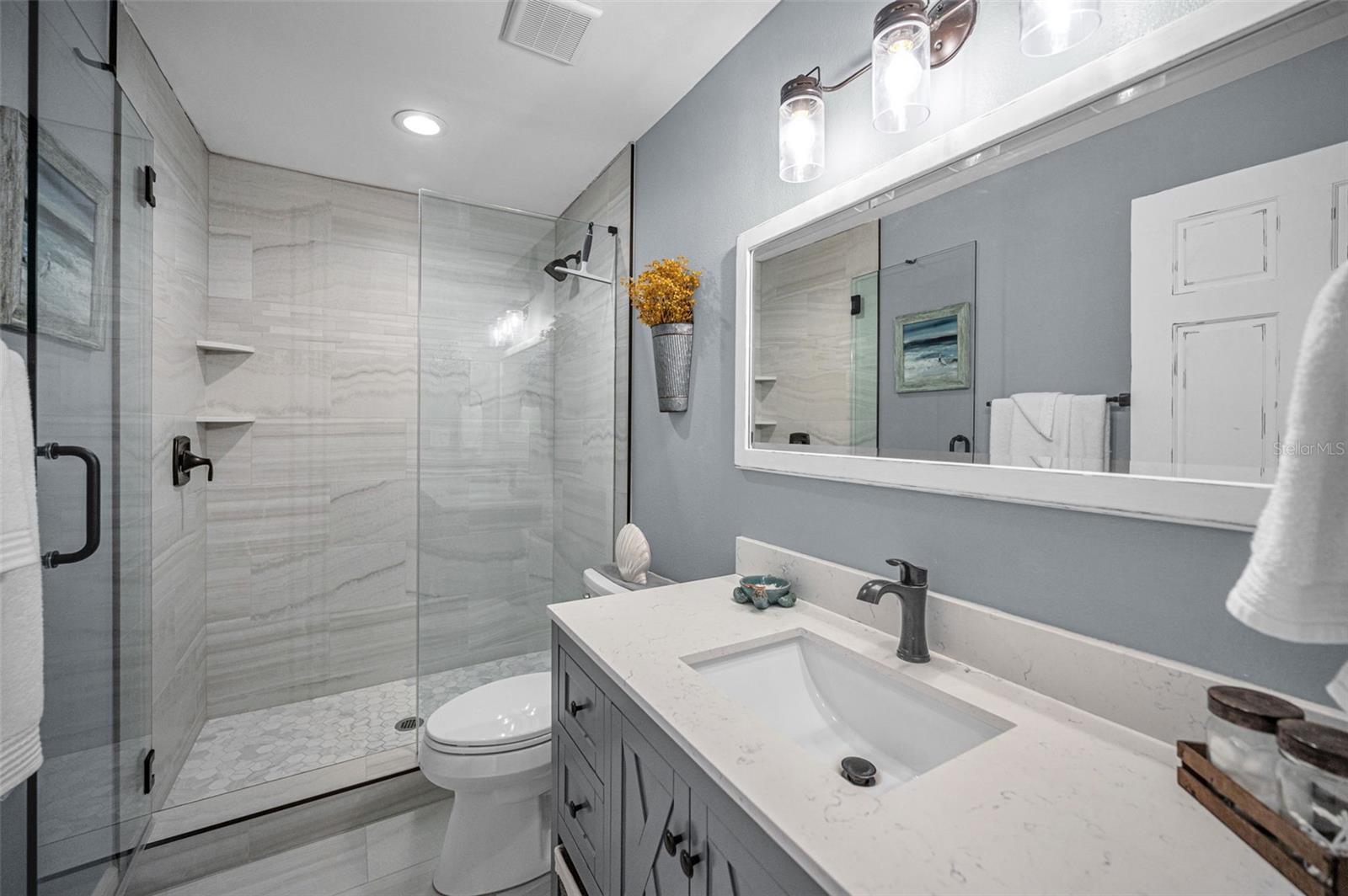 WINDRUSH COVE PH 1 CONDO - Residential