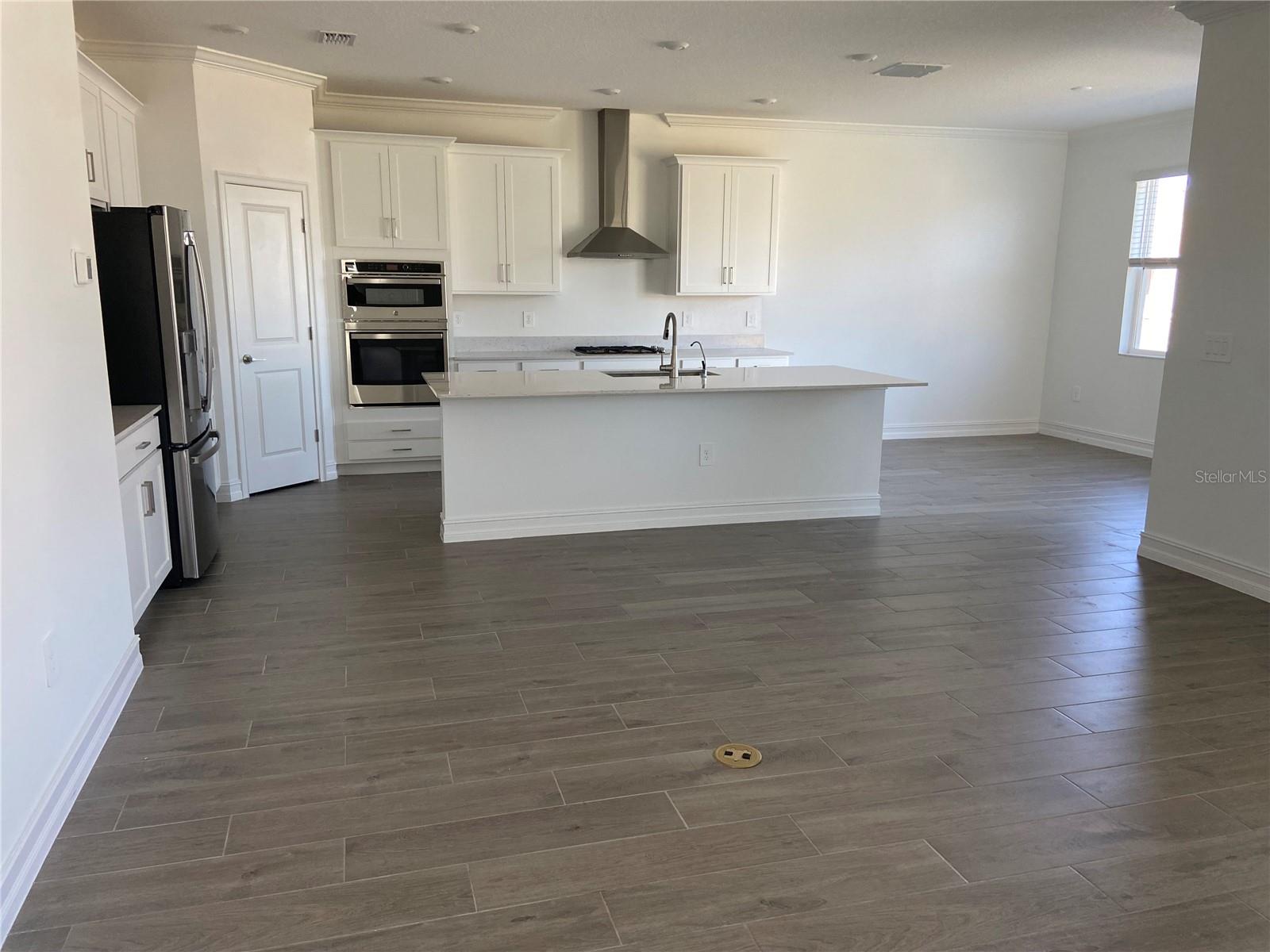 7105 119TH COURT E
