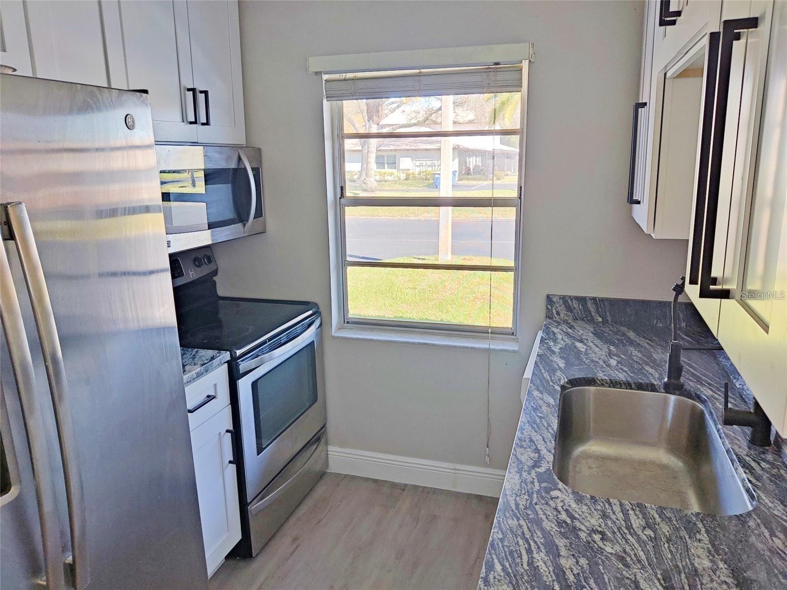 VILLAS AT COUNTRYSIDE THE - Residential