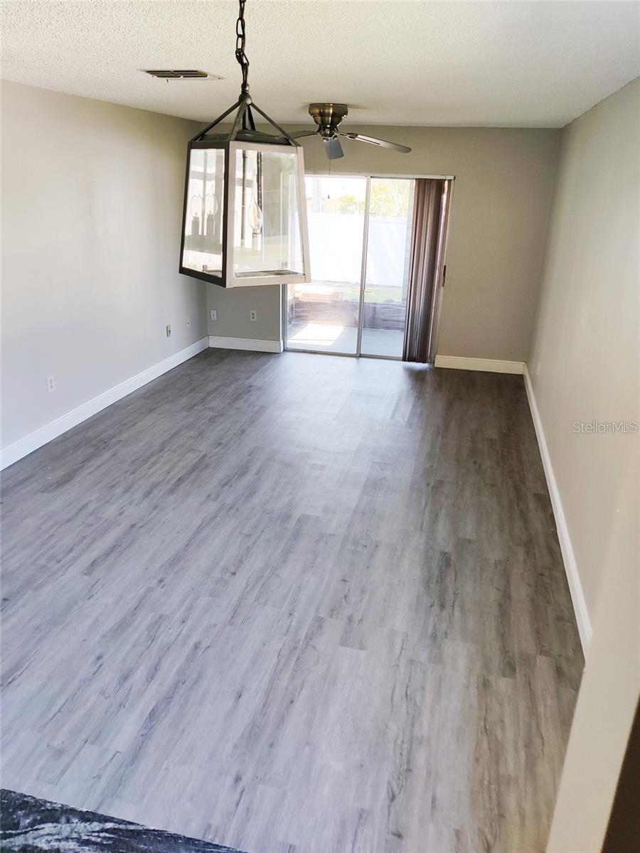 VILLAS AT COUNTRYSIDE THE - Residential