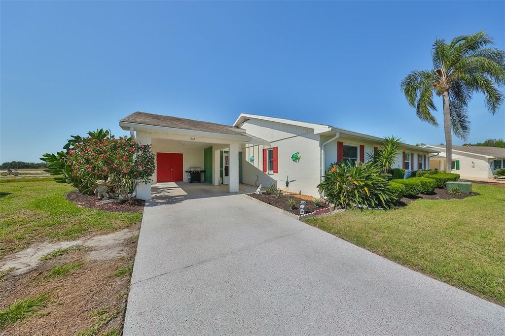 Photo of 218 Glenellen Place, Sun City Center, FL 33573 (MLS # TB8423790)