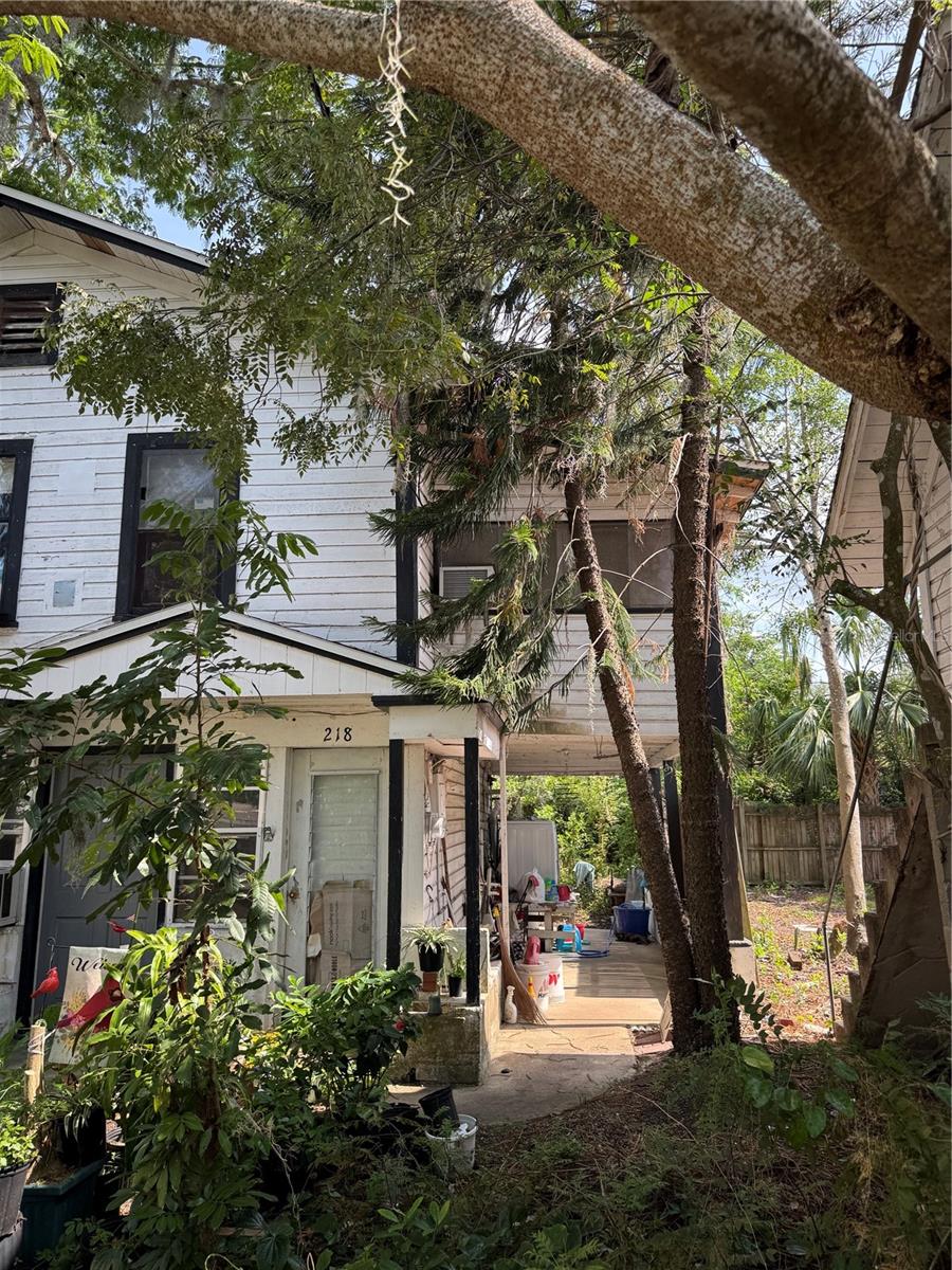 220 E WOODWARD AVENUE