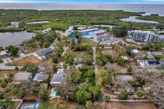 RIVER GULF POINT - Land