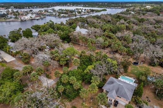 RIVER GULF POINT - Land