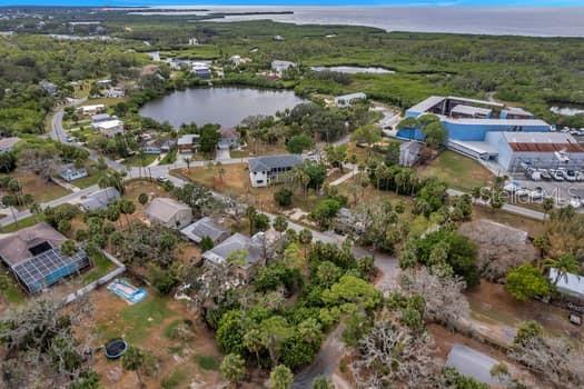 RIVER GULF POINT - Land