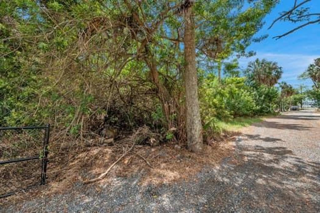 Photo of 7822 Wilmar Court, Port Richey, FL 34668 (MLS # U8215135)