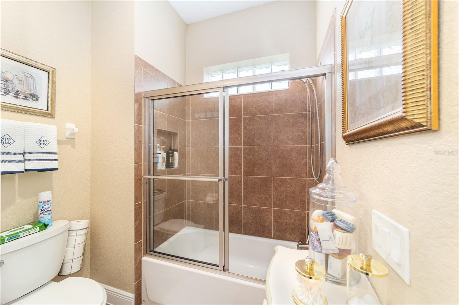 REGATTA PH 2 PRCL 23 - Residential