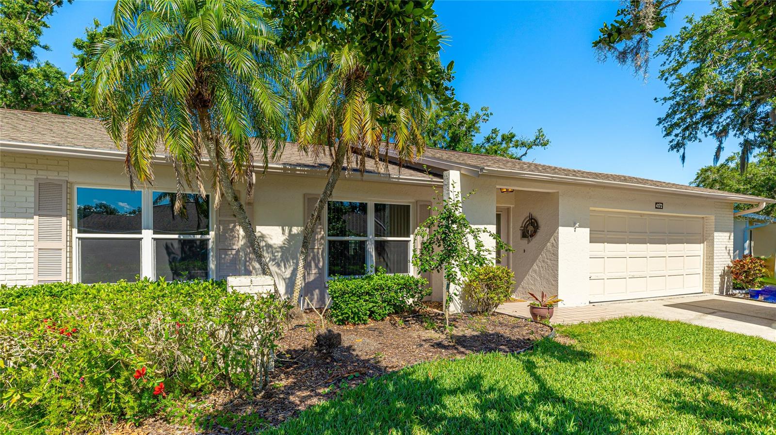 4172 OAKHURST CIRCLE W