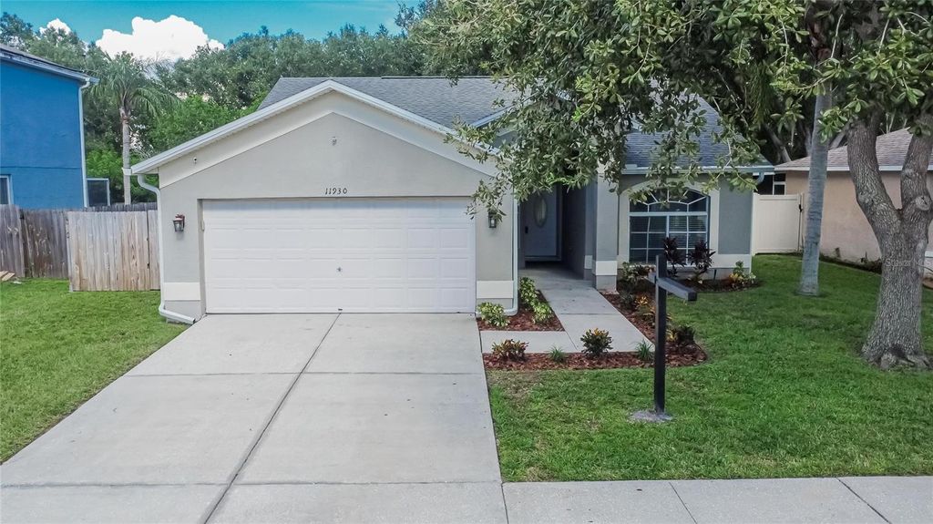 Photo of 11930 Lark Song Loop, Riverview, FL 33579 (MLS # TB8419197)