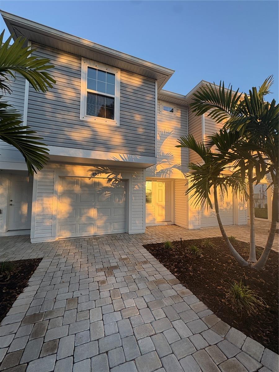 CITY HOMES AT CYPRESS WALK - Residential