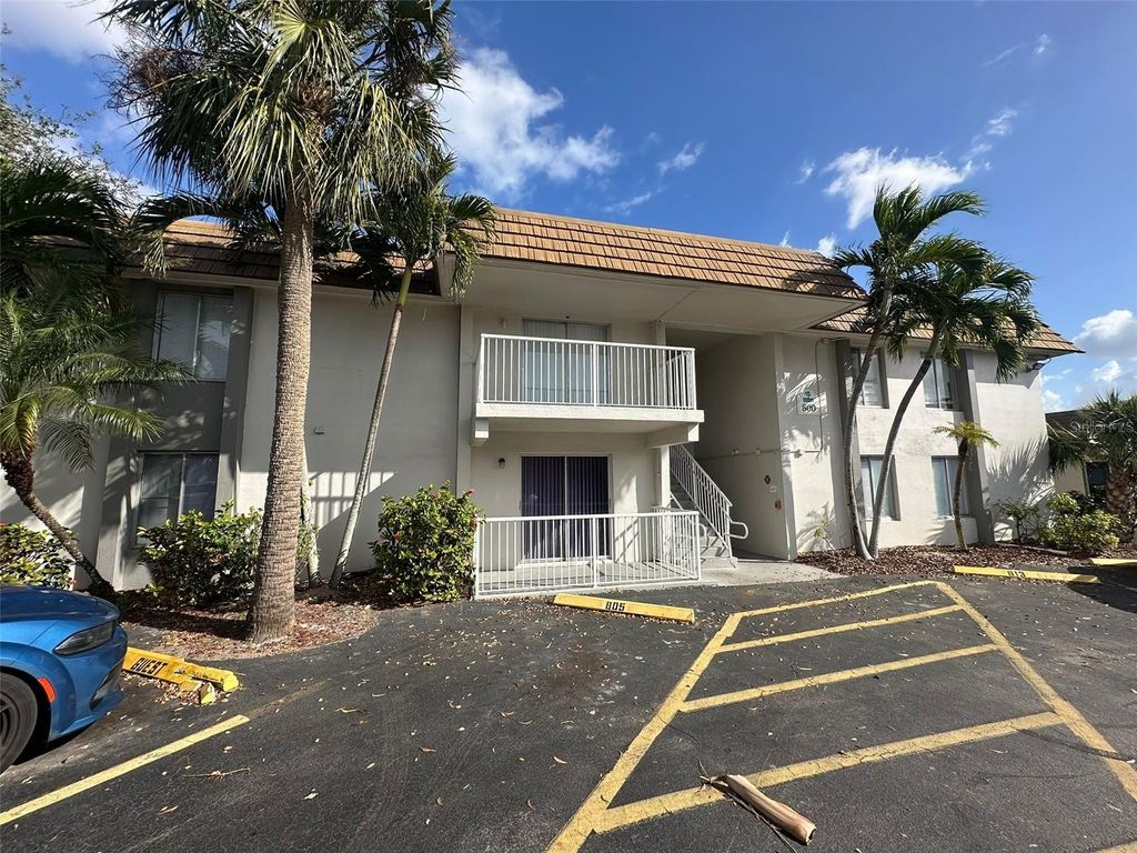 Photo of 1830 Maravilla Avenue #704, Fort Myers, FL 33901 (MLS # O6385378)