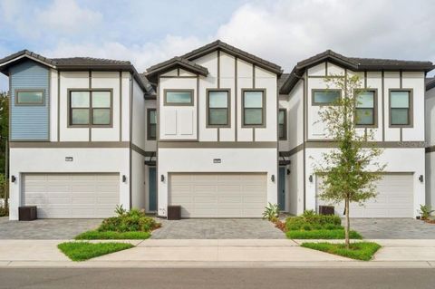 Photo of 10467 Ebb Tide Lane, Orlando, FL 32821 (MLS # O6410971)