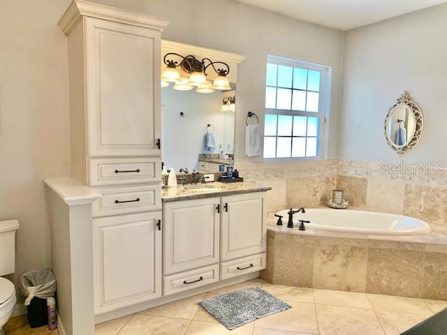 OAK CREST FOREST - Residential