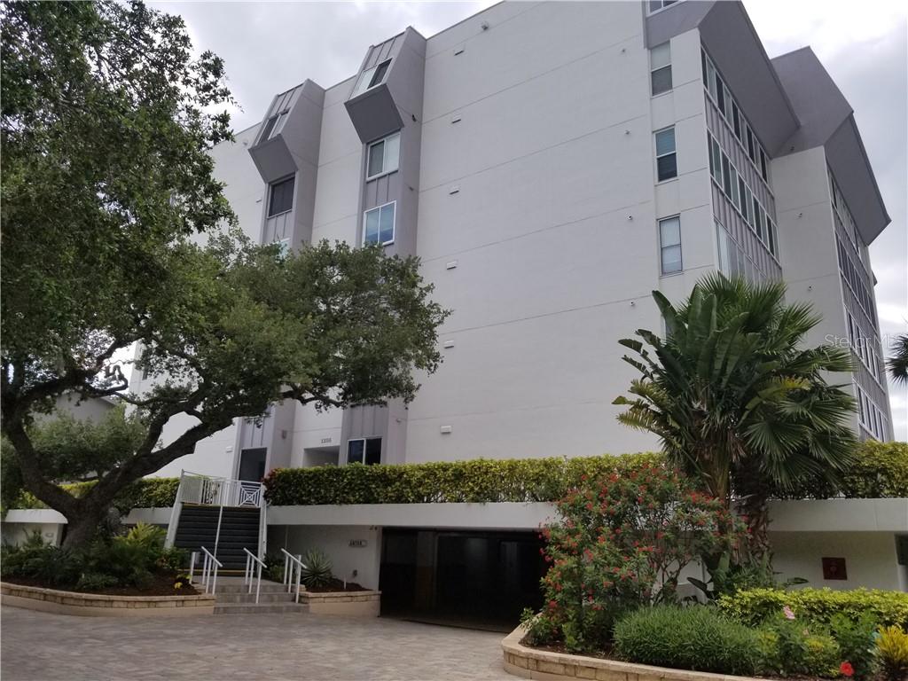 Bayside highrise Building with underground parking, elevator, turnkey furnished, secured building, washer and dryer nicely appointed Two heated pools, lighted tennis courts, fishing pier, fitness room and that Beautiful Siesta Beach. Restaurants, Shopping, Theater, Arts, Golfing, Bicycling whatever your pleasure you will find in Sarasota. Peppertree is a Gulf to Bay complex Available January 15 2025 thru whenever.