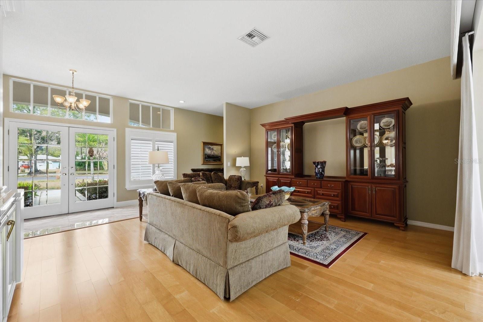 CRESCENT OAKS COUNTRY CLUB PH 1 - Residential