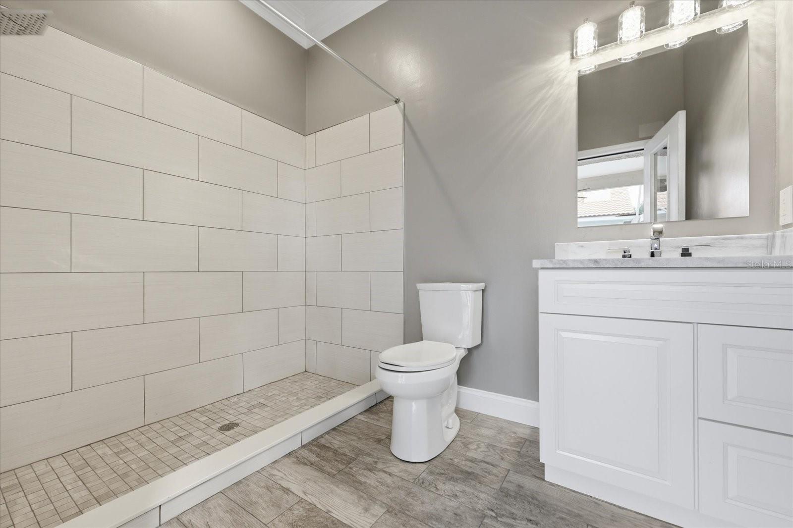 CRESCENT OAKS COUNTRY CLUB PH 1 - Residential