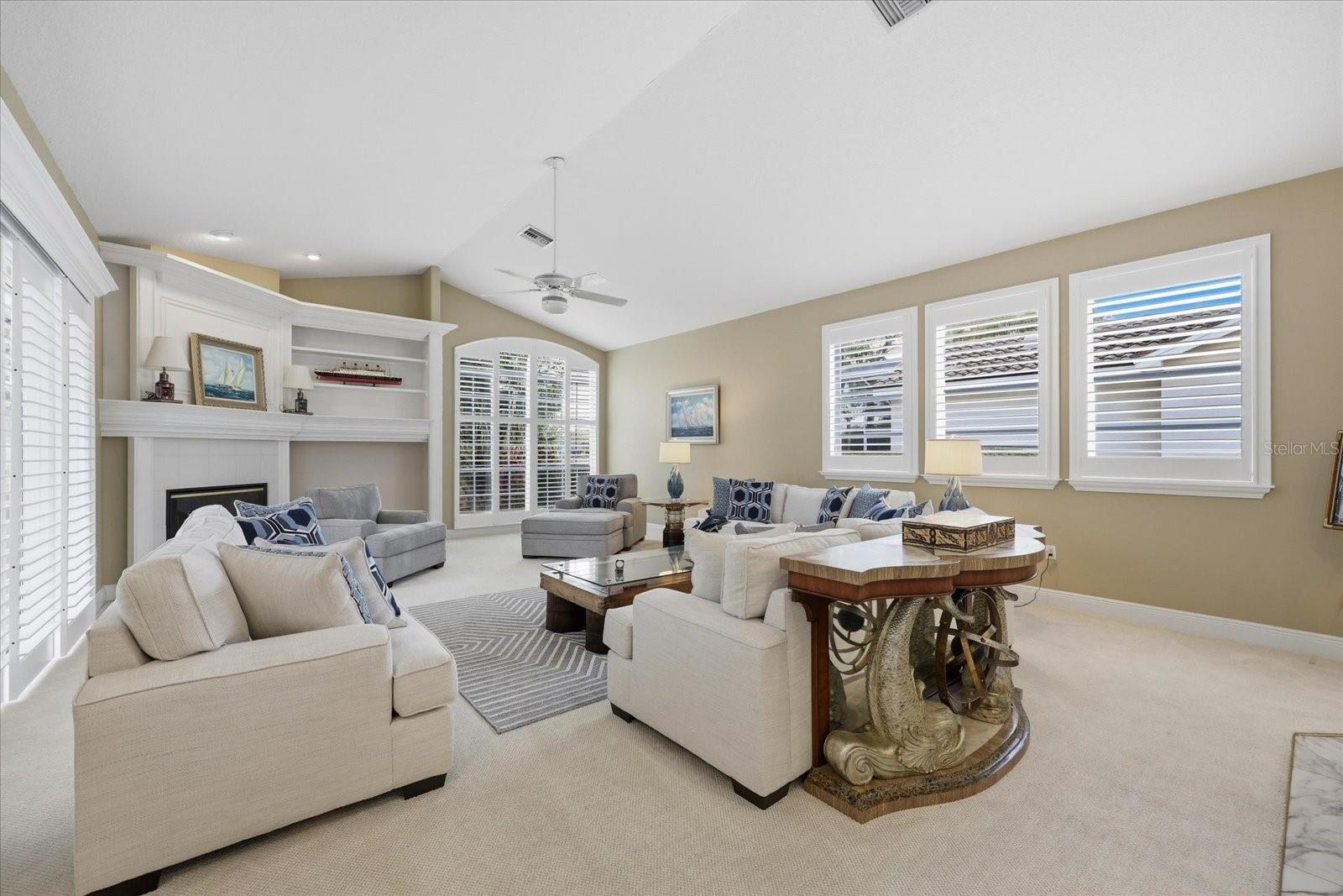 CRESCENT OAKS COUNTRY CLUB PH 1 - Residential