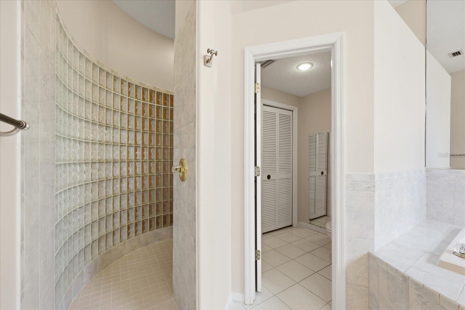 CRESCENT OAKS COUNTRY CLUB PH 1 - Residential