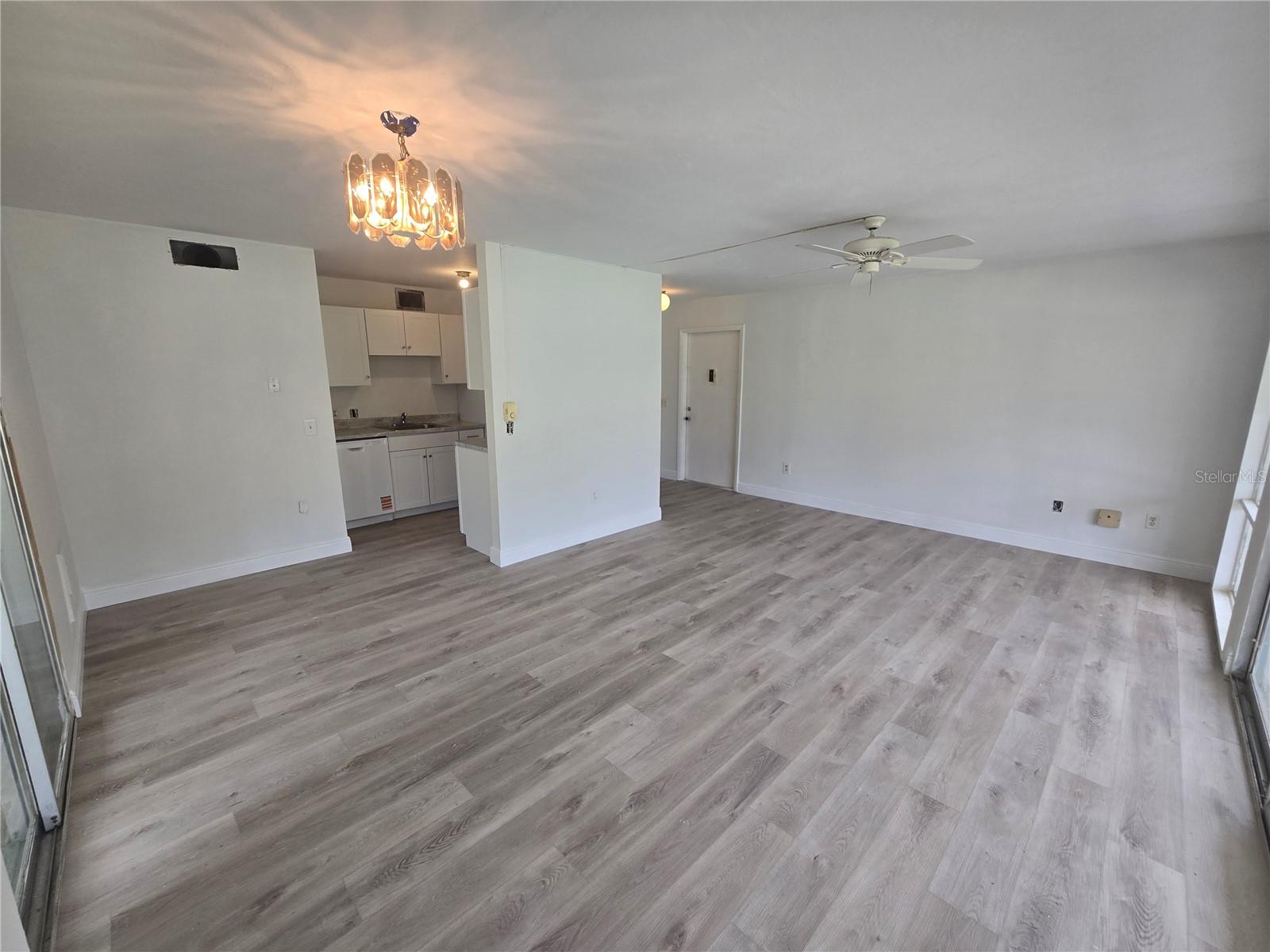 624 WHITE PINE TREE ROAD 5