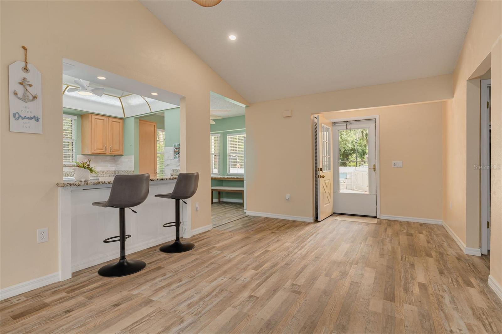 12432 KNOLLBROOK LANE