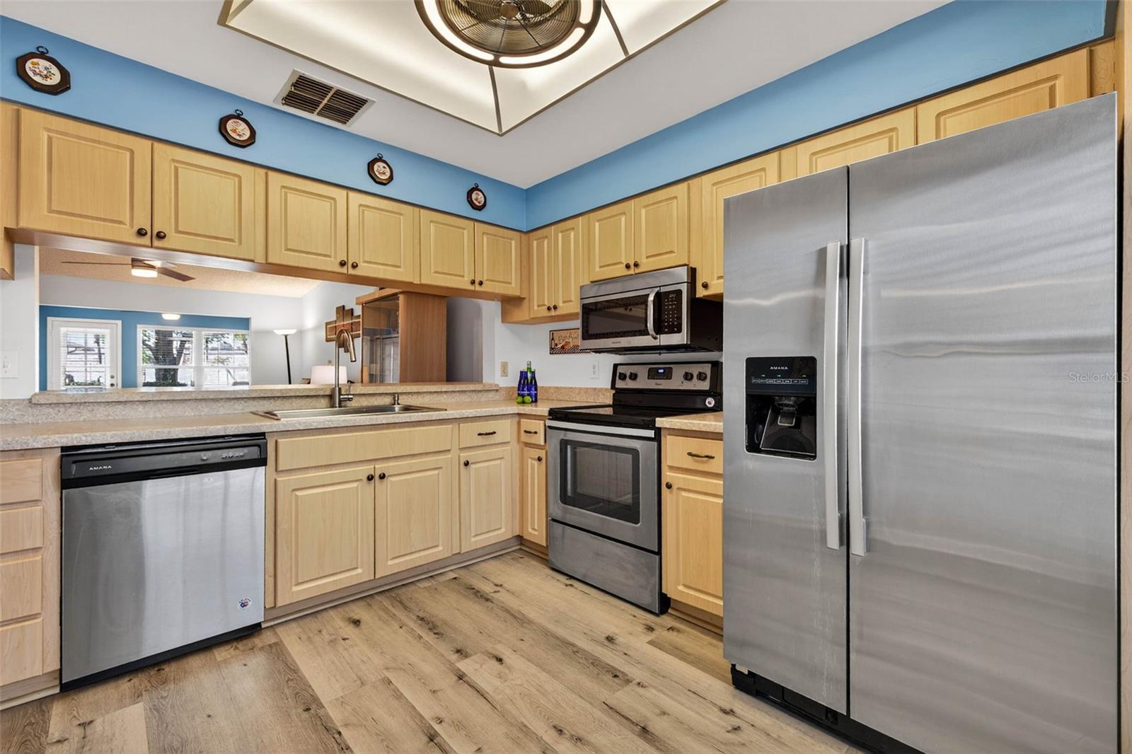 NELSON PLACE CONDO - Residential