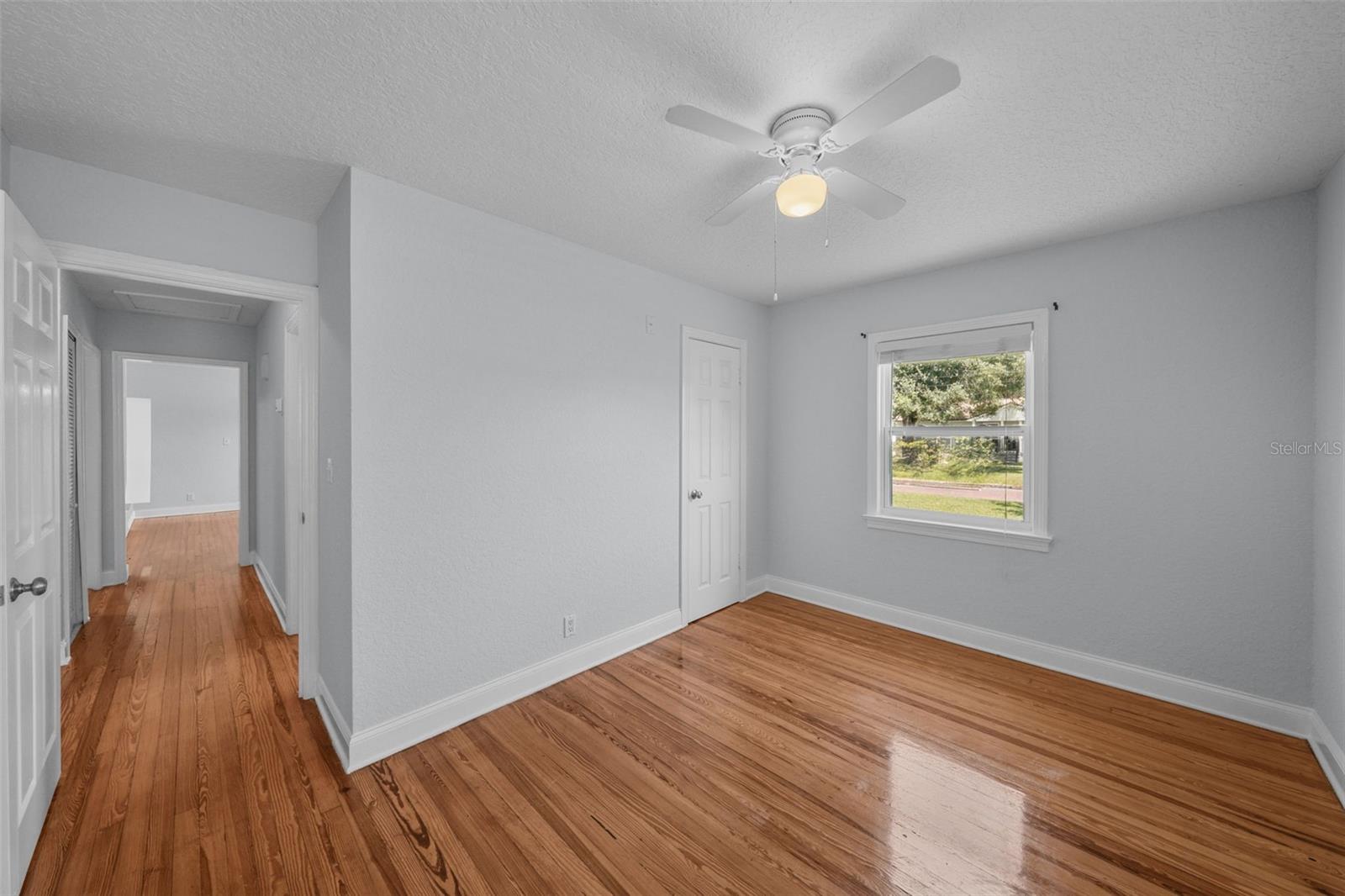 RIVERSIDE NORTH - Residential Lease