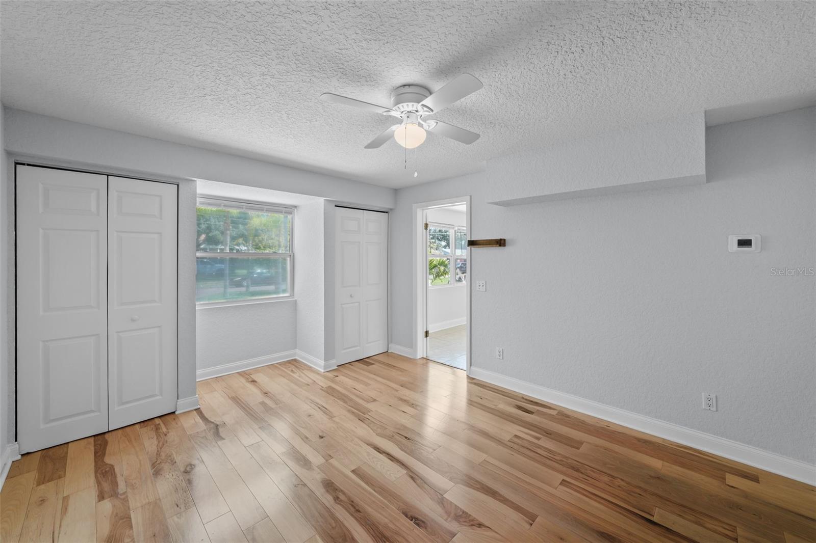 RIVERSIDE NORTH - Residential Lease