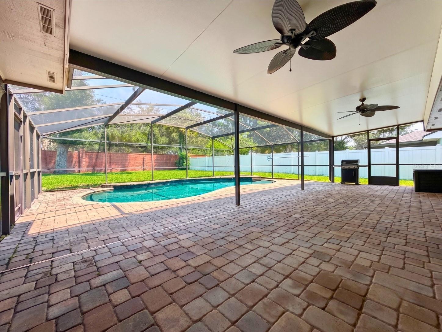 671 N ENDEAVOUR DRIVE
