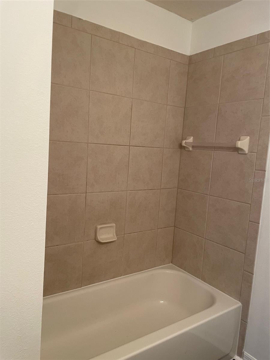 PARADISE COVE - Residential