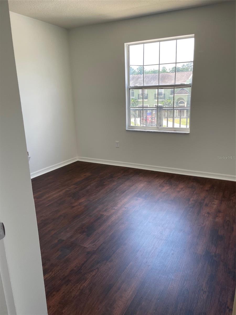 PARADISE COVE - Residential