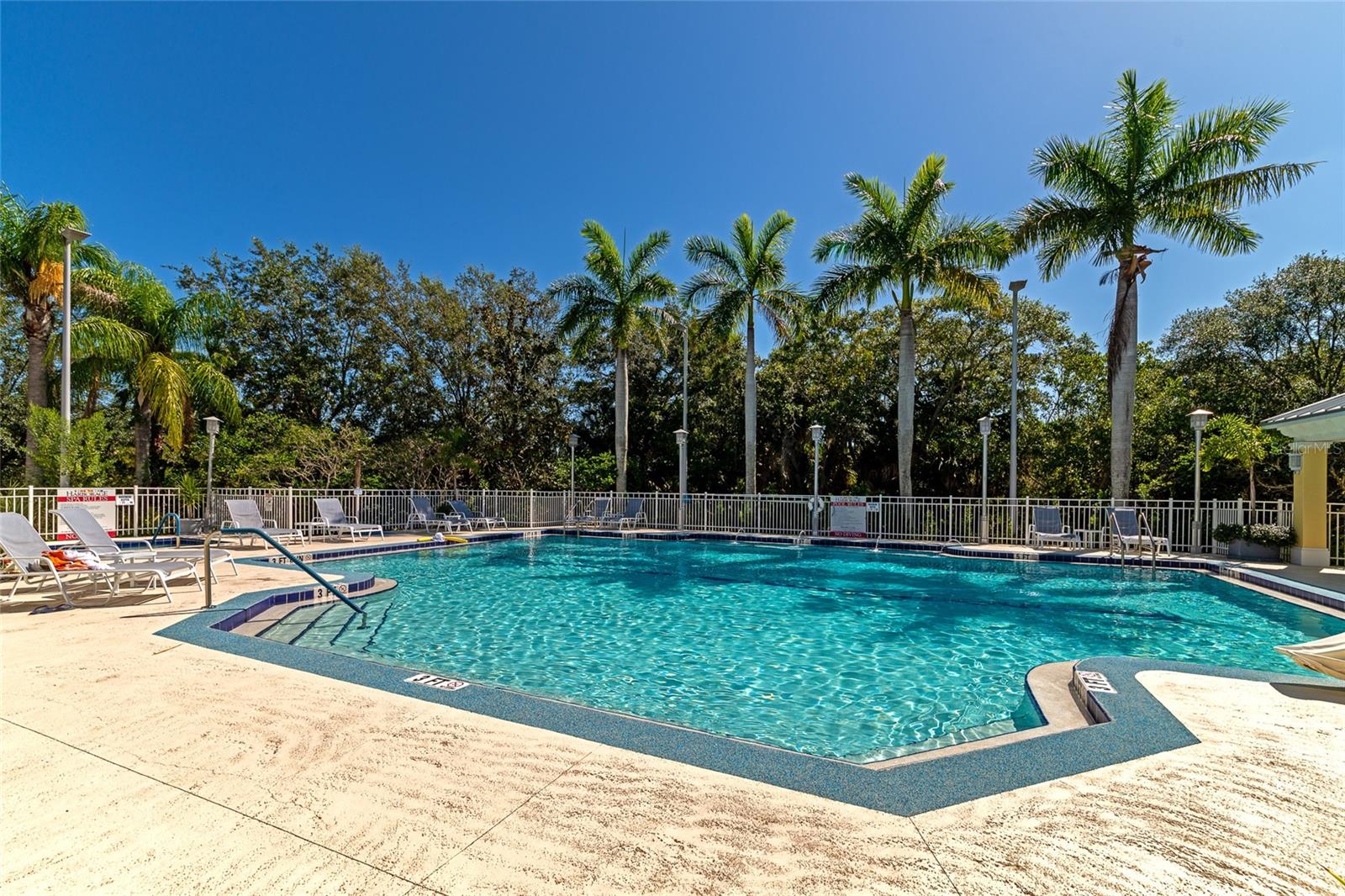 HARBORAGE ON BRADEN RIVER PH I - Residential