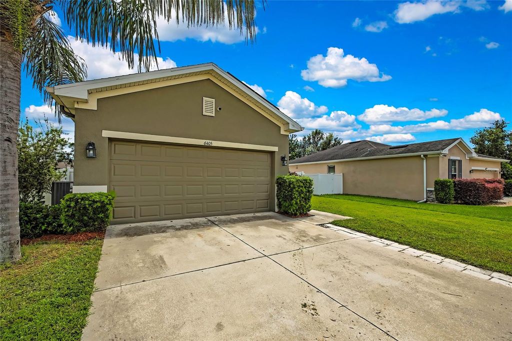 Photo of 6405 Twin Bridges Drive, Zephyrhills, FL 33541 (MLS # TB8425401)