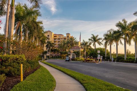 A home in PALMETTO