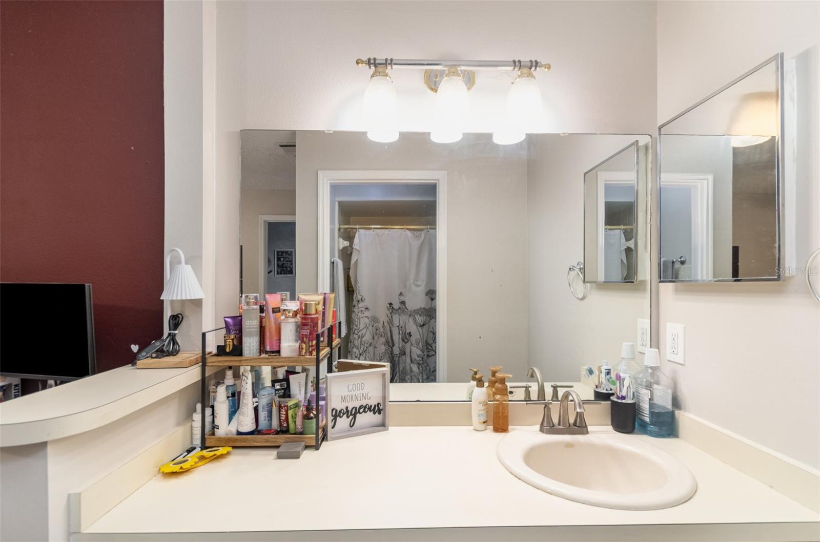 BVL SILVER PARK VILLAS - Residential