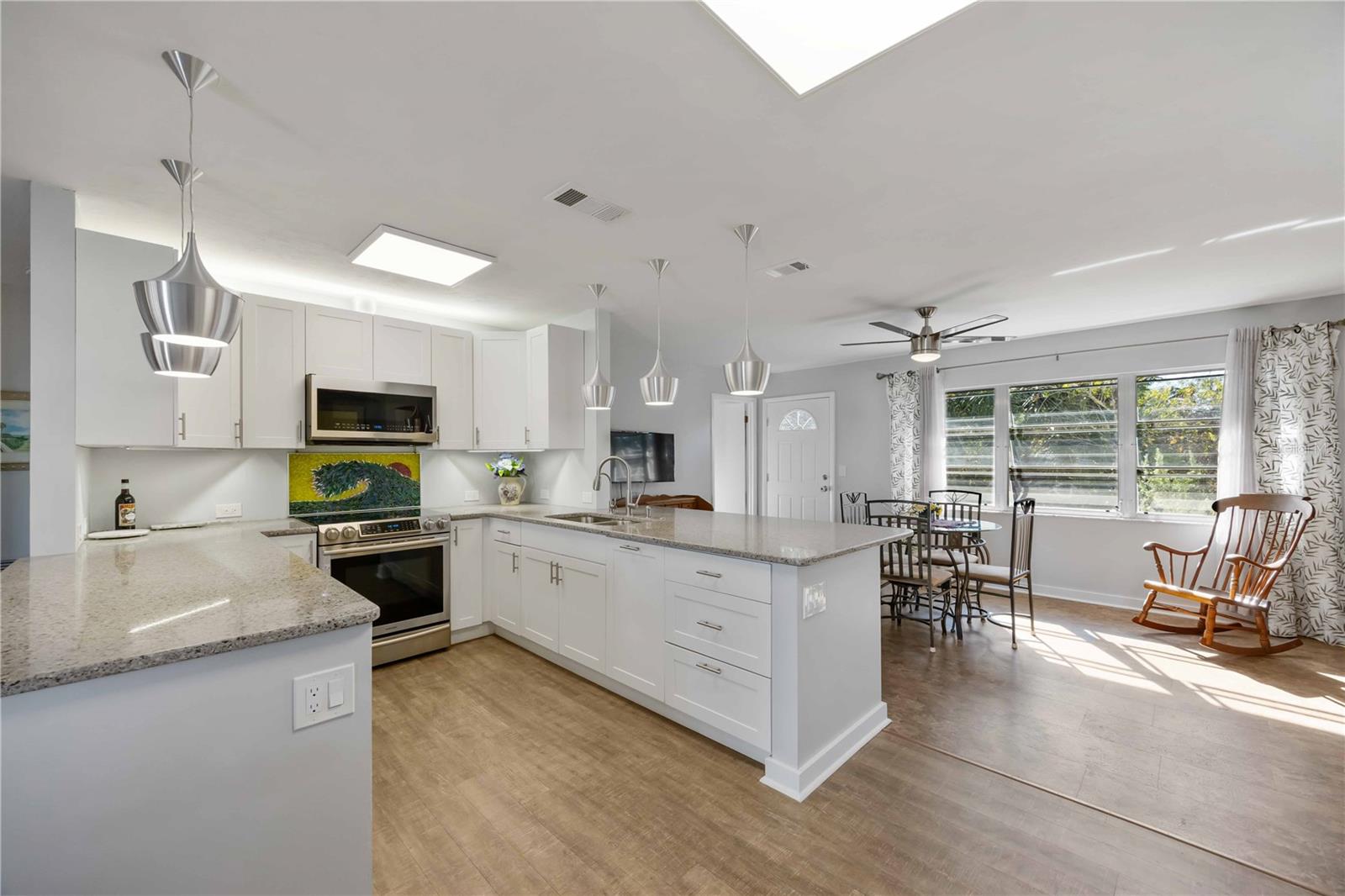 CIRCLE WOODS OF VENICE 1 - Residential