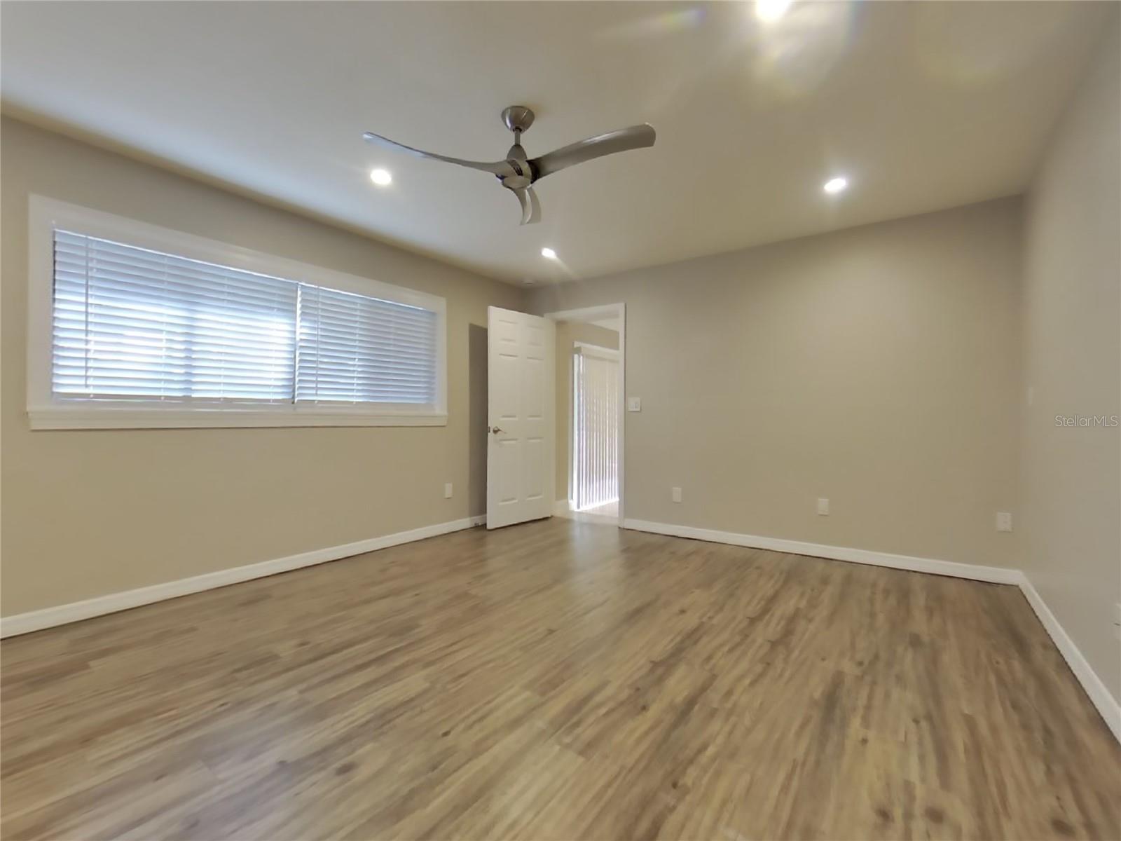 WEKIVA CLUB ESTATES SEC 03 - Residential Lease