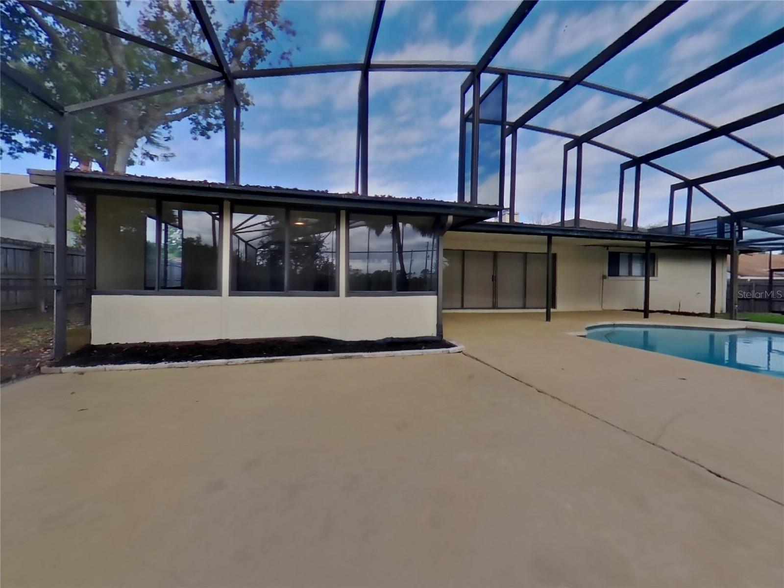 WEKIVA CLUB ESTATES SEC 03 - Residential Lease