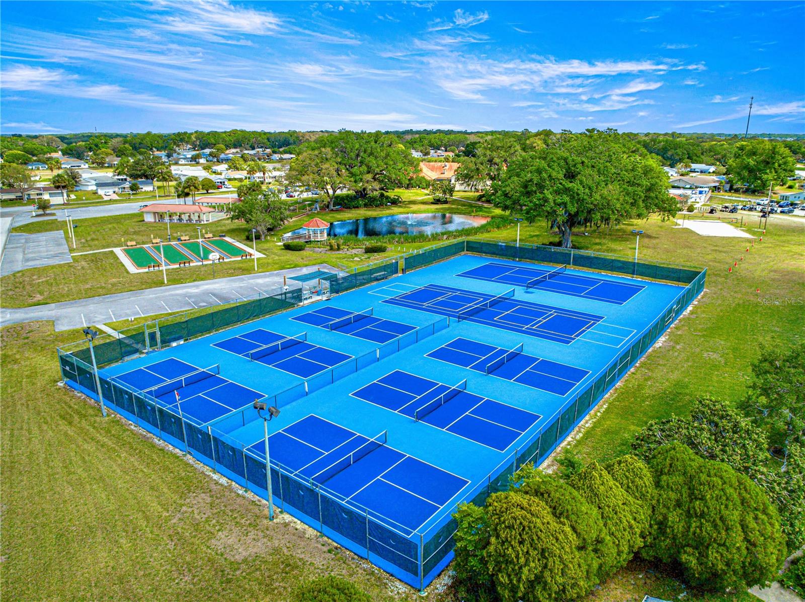 SPRUCE CRK GOLF & CC CANDLEST - Residential