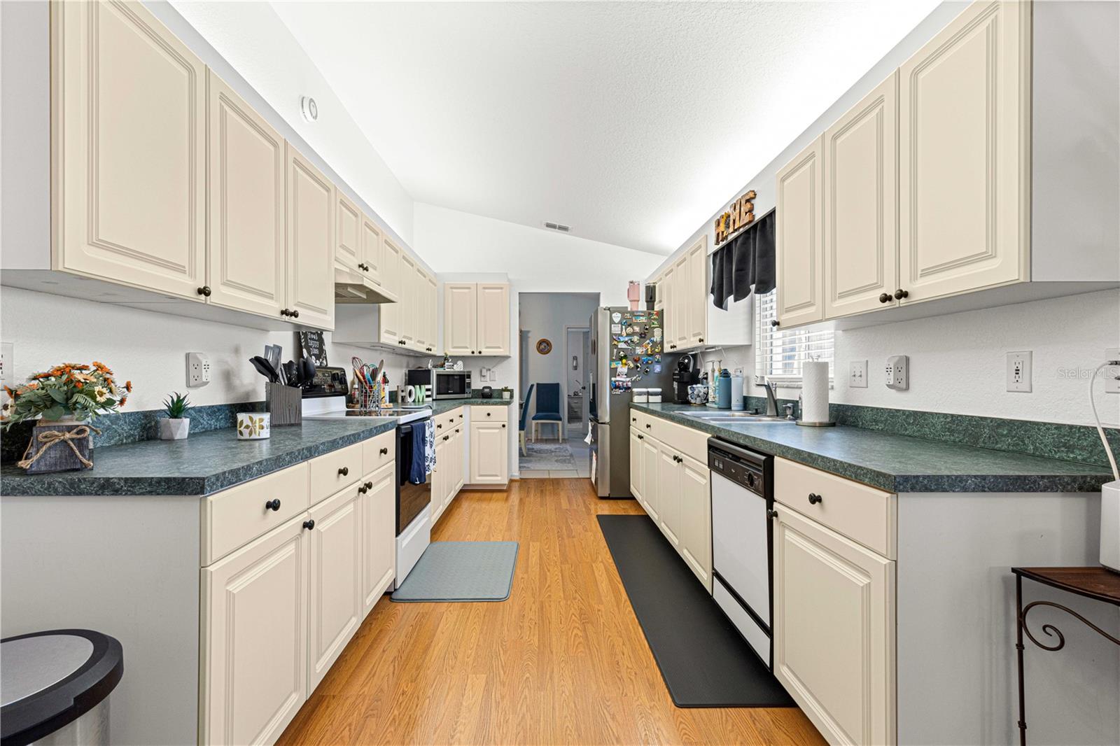 SPRUCE CRK GOLF & CC CANDLEST - Residential