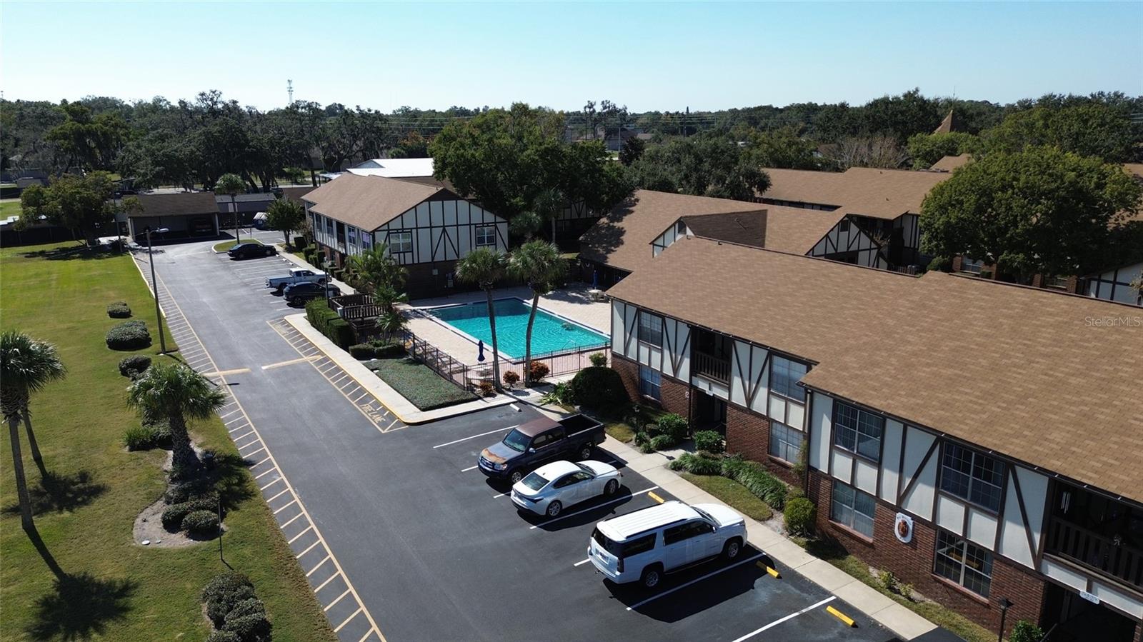 CAMELOT BY LAKE CONDO - Residential