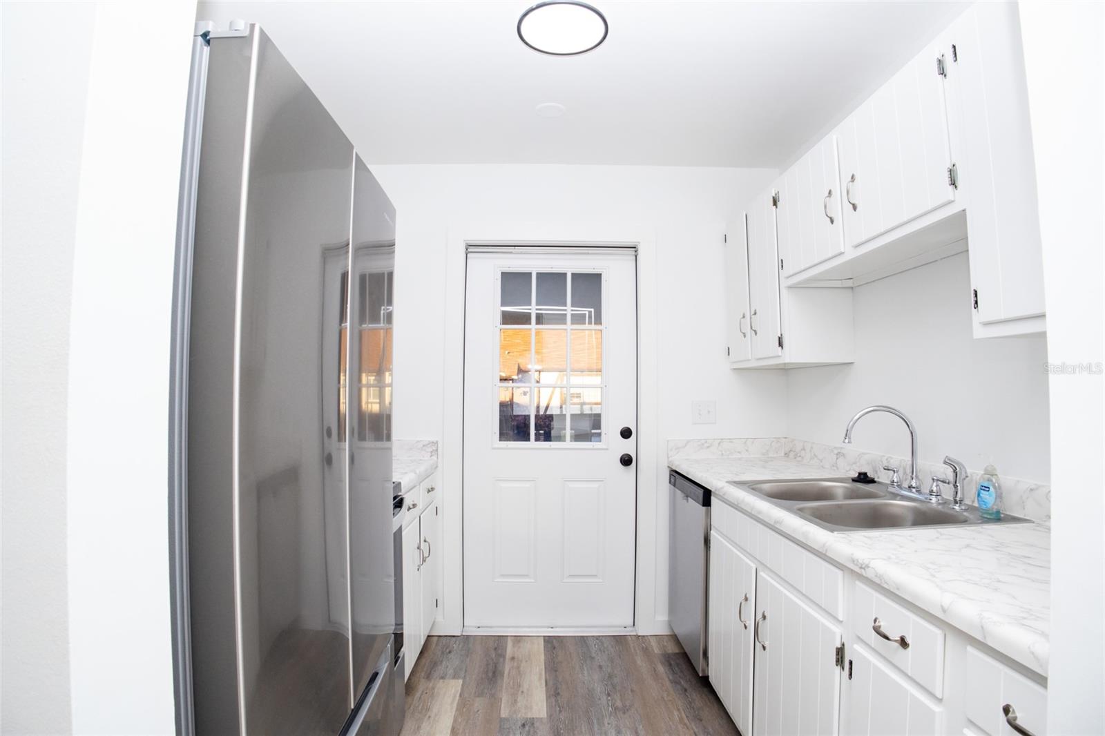 CAMELOT BY LAKE CONDO - Residential