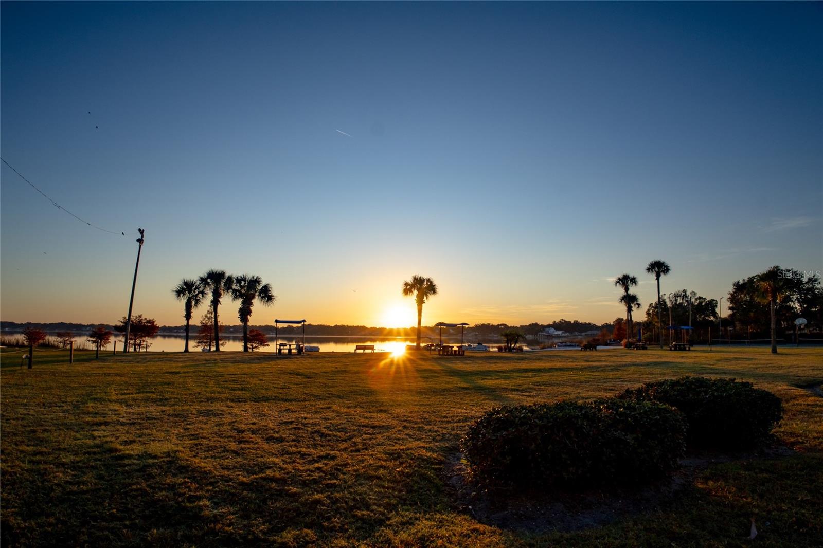 CAMELOT BY LAKE CONDO - Residential