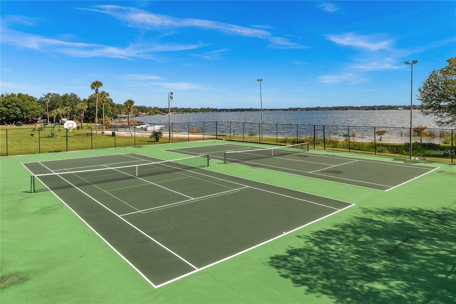 CAMELOT BY LAKE CONDO - Residential