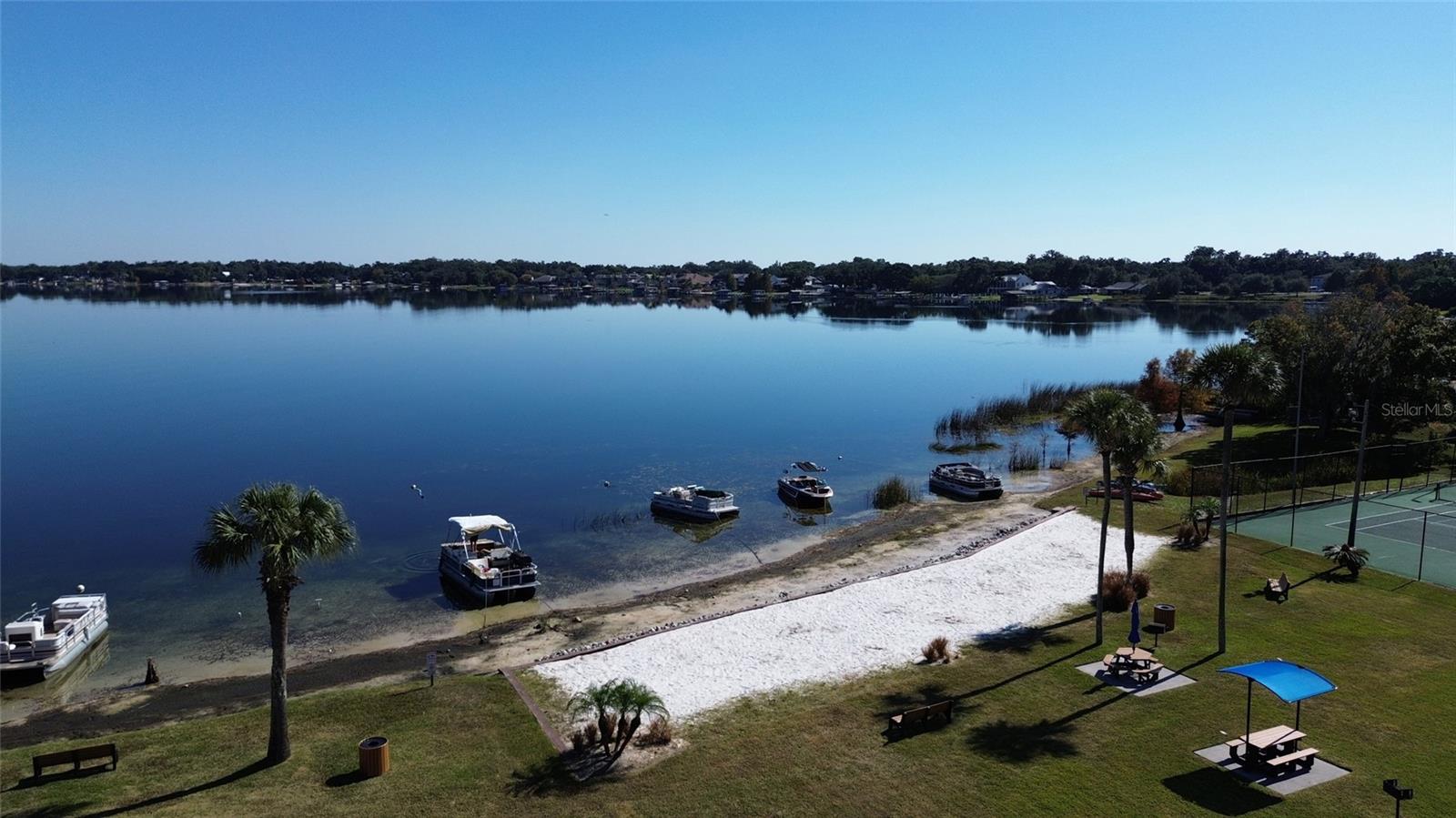 CAMELOT BY LAKE CONDO - Residential