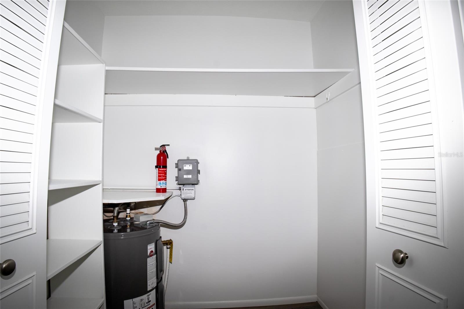 CAMELOT BY LAKE CONDO - Residential