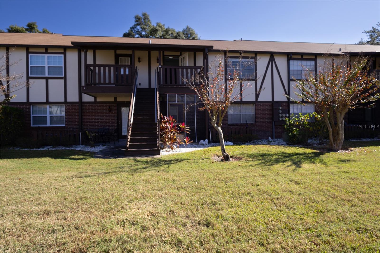 CAMELOT BY LAKE CONDO - Residential