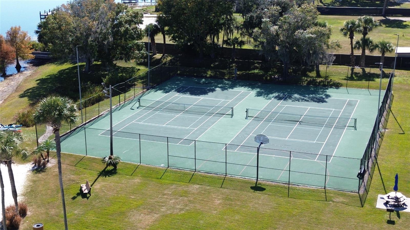 CAMELOT BY LAKE CONDO - Residential