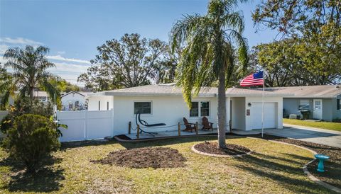 A home in LARGO